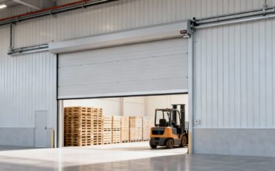 Porte industrielle sectionnelle: Guide d’achat pour entreprises
